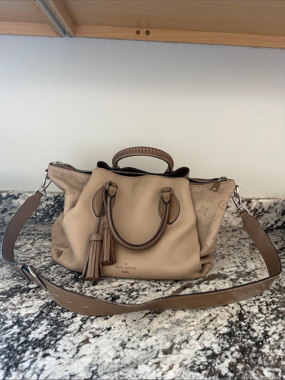 Louis Vuitton Mahina Haumea handbag in Galet